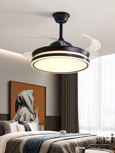 Tatva Lights Éclat Noir Retractable Blade Fandelier