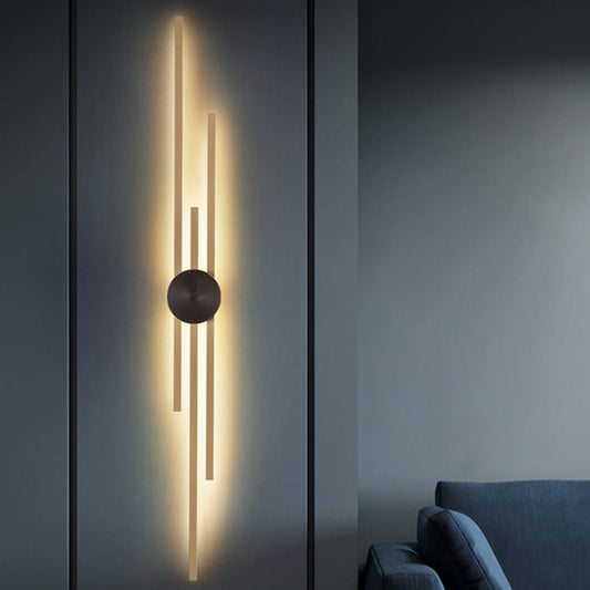 Tatva Lights Vionte Wall Light – Contemporary wall-mounted light with a sleek metal frame and frosted glass shade, ideal for hallways, bedrooms, and modern living spaces.