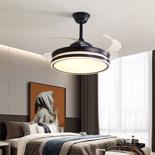 Tatva Lights Éclat Noir Retractable Blade Fandelier